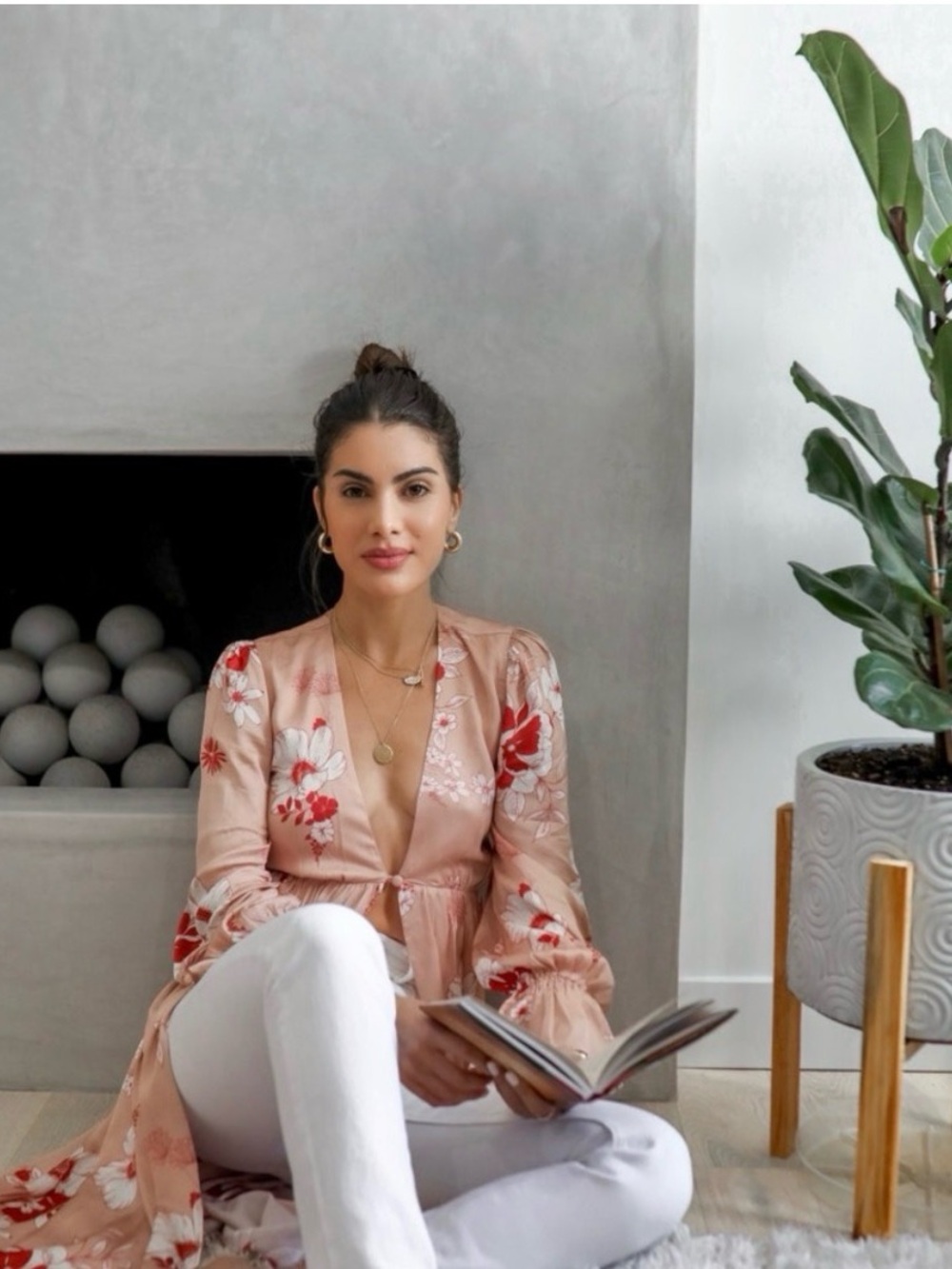 Camila Coelho Floral Maxi
Top - Pink and Red - Picture 2 of 4